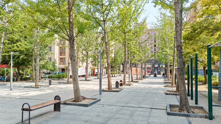 翠湖嘉苑外景图