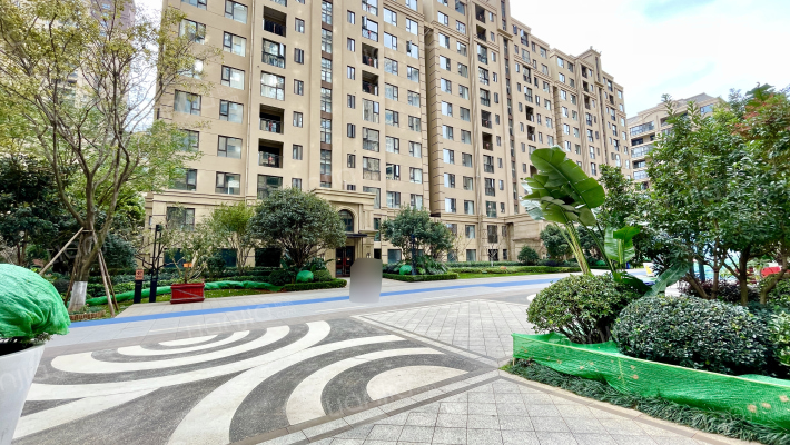 融创澜玥台外景图