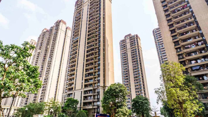 恒大翡翠华庭外景图