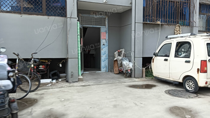 基金会家属楼外景图