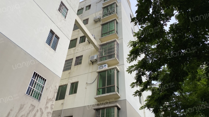 崇华小区外景图