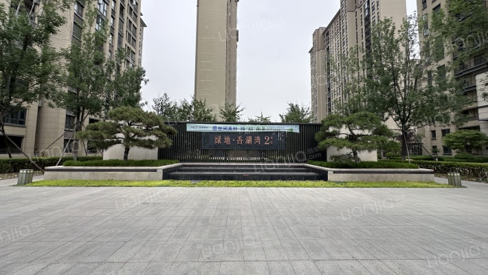 绿地香湖湾2号院外景图