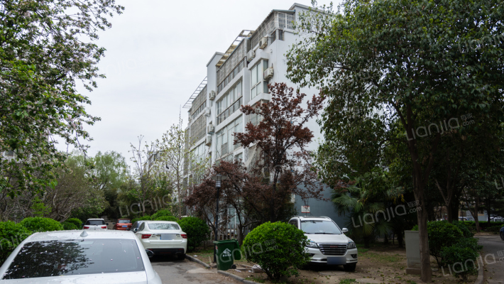 世纪华庭外景图