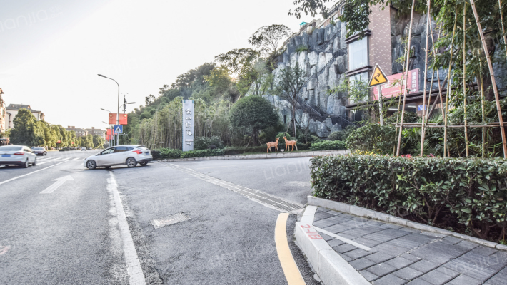 鲁商云山原筑外景图