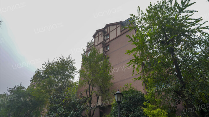 和泓四季B1区外景图