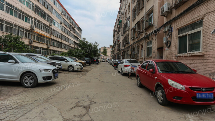 山汽小区外景图