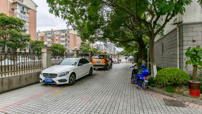 怡泰家苑外景图