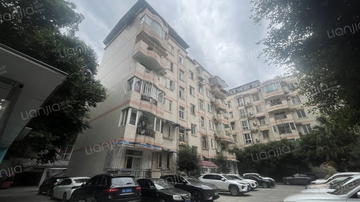 双陆公寓外景图