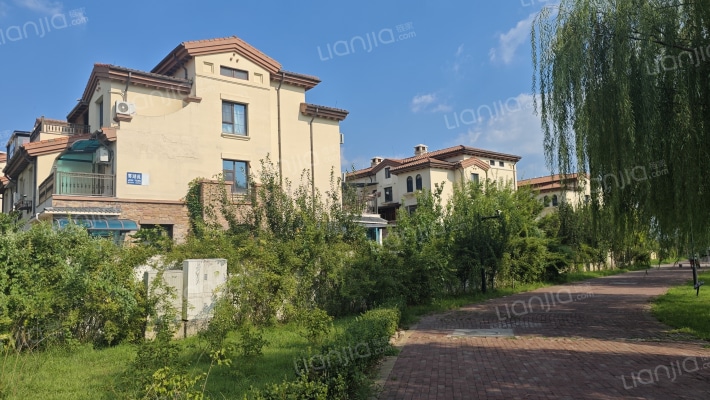 天津华侨城寄湖苑外景图