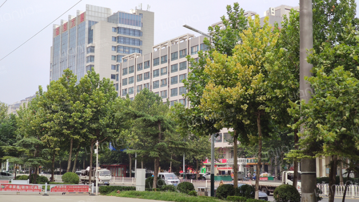 锦绣大厦外景图