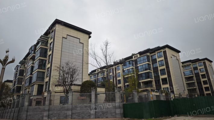 蜀郡清上居外景图