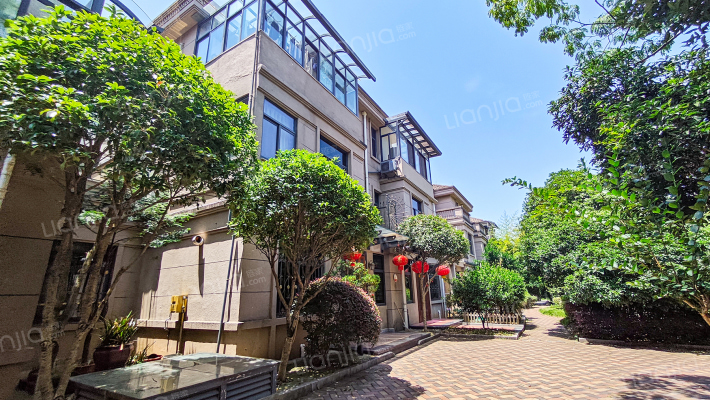 鸿鼎华庭B区外景图