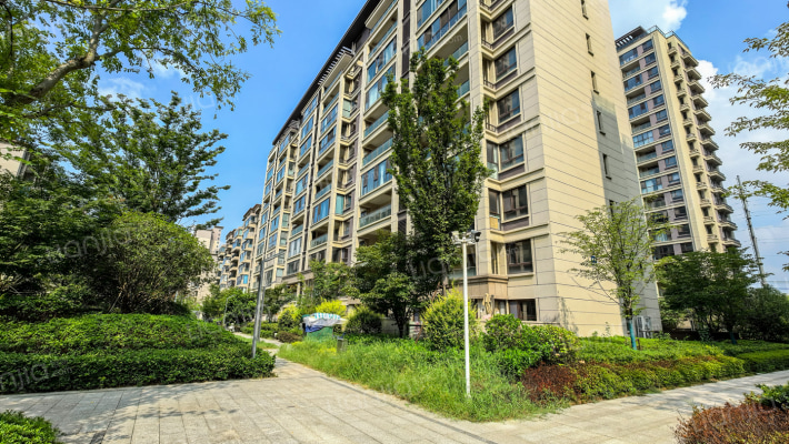 天怡·南郡外景图