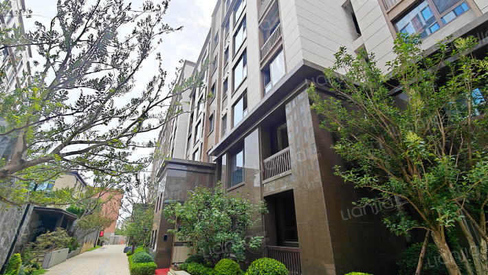 贵和龙玺二期外景图