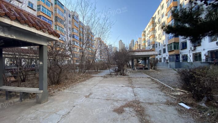 龙江小区外景图