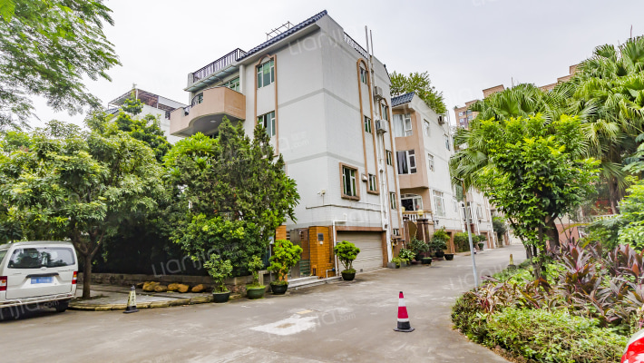 绿茵花园外景图