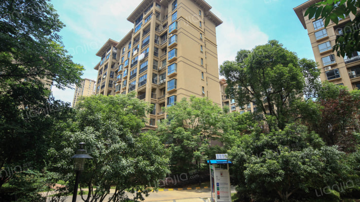 保利半山国际檀香湾畔外景图