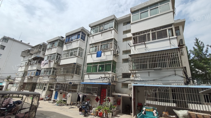 织布厂宿舍外景图