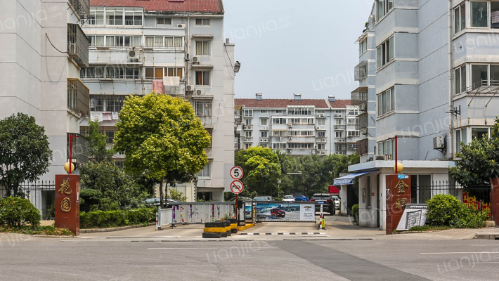 金辉花园外景图
