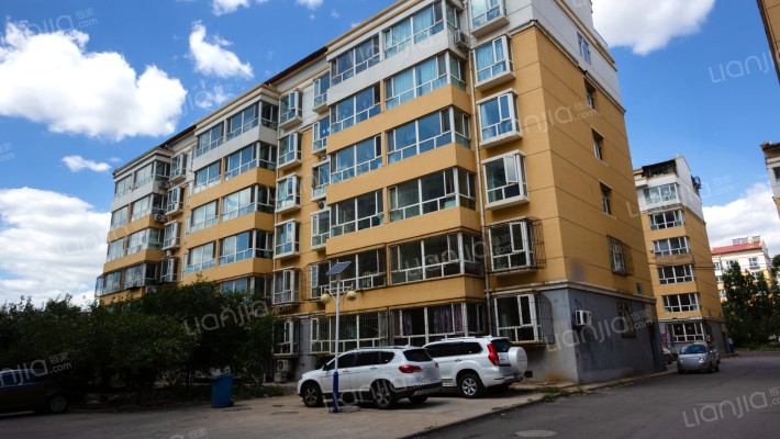 仝家花苑小区外景图