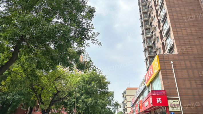 铂钥中心外景图