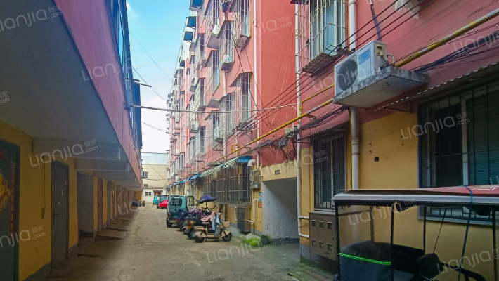 华星小区外景图