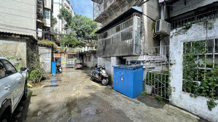 贵乌北路187号外景图