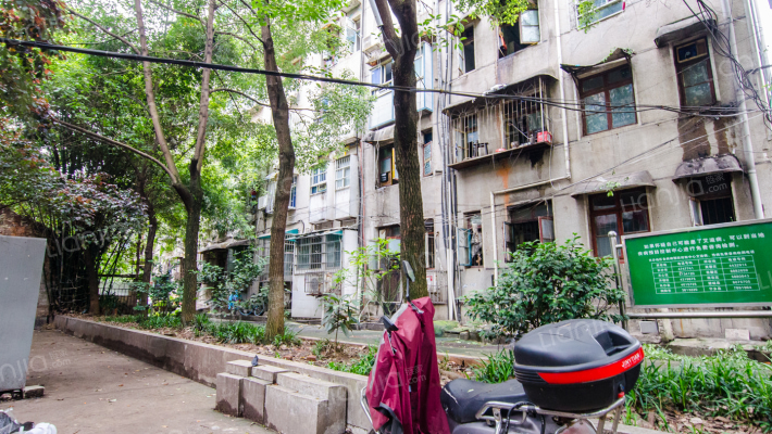 湖南省茶叶有限公司宿舍外景图