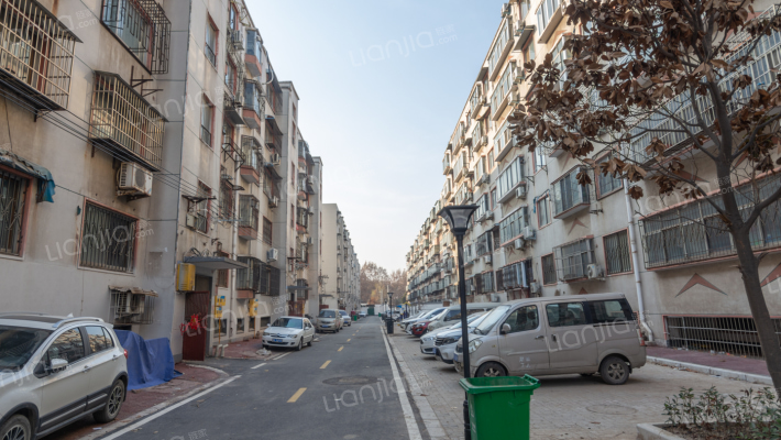 药厂中区家属院外景图