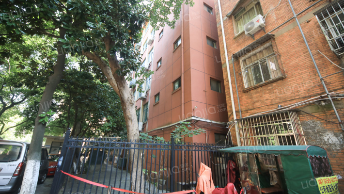 南昌市第十中学宿舍外景图