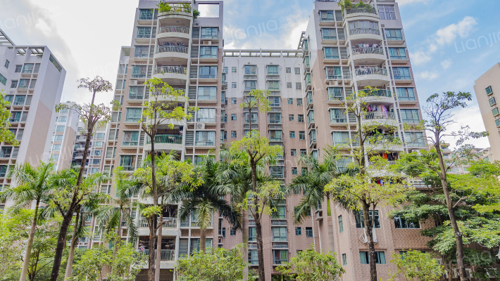 华乐弘城外景图