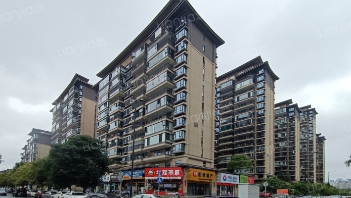 建发五象印月外景图