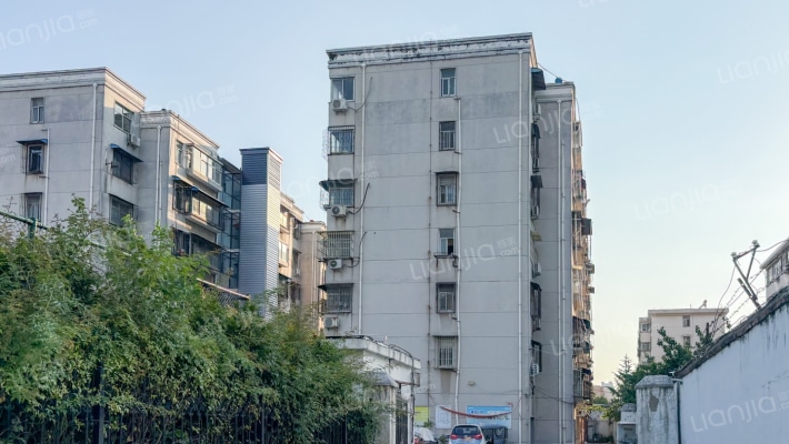 胡庙派出所家属院外景图