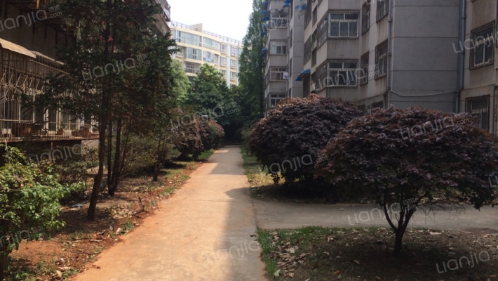 宁静小区外景图