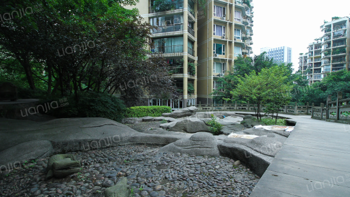 骑龙山庄(南岸)外景图