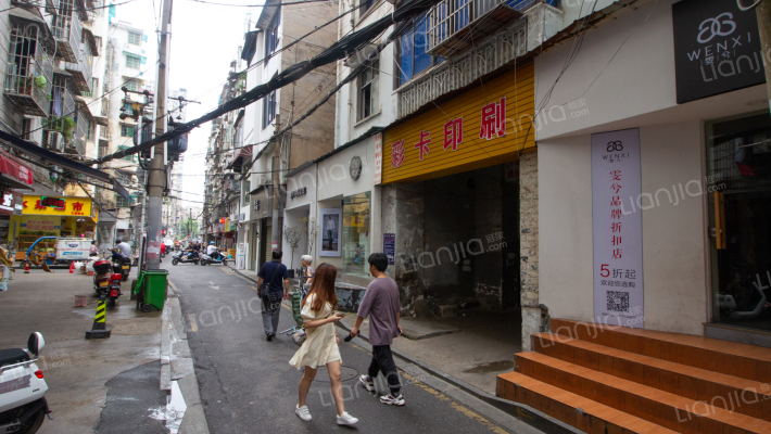 文运街医药公司宿舍外景图