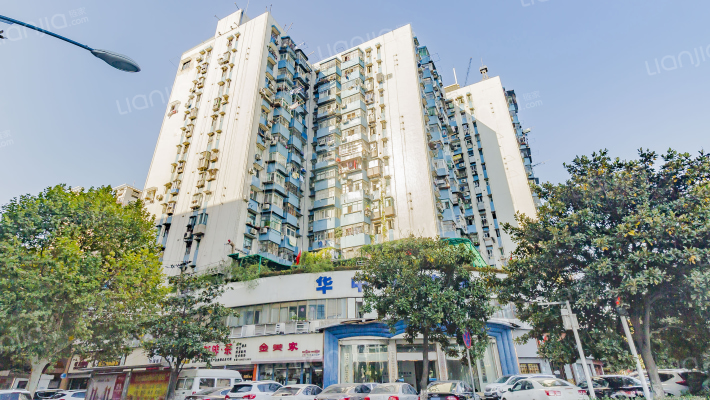 华航大厦外景图