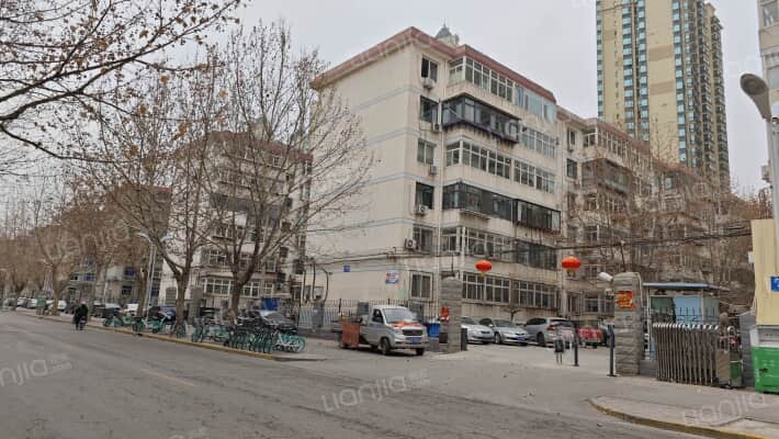 石家庄监狱干警宿舍外景图