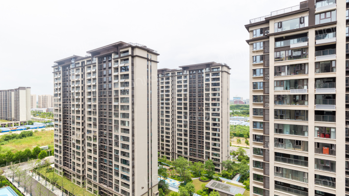 联发璞悦府外景图