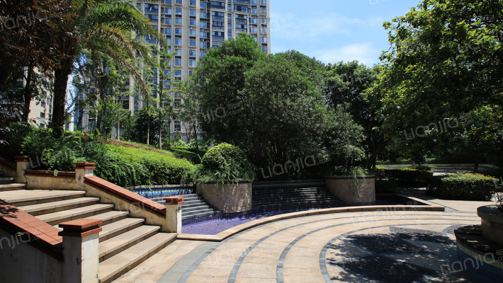 卓越蔚蓝海岸二期外景图