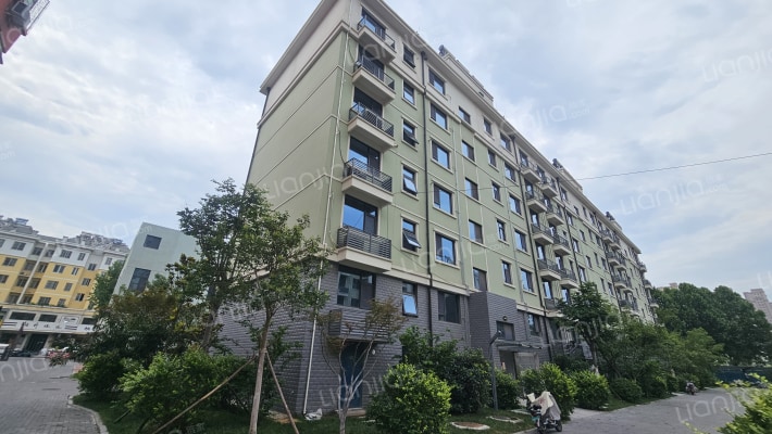 五环小区西院外景图