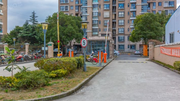 殷馨花苑外景图