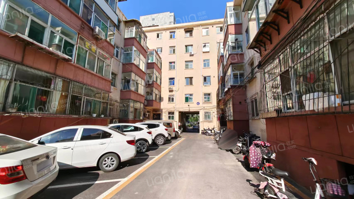 烟草公司海边街宿舍外景图