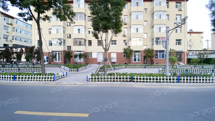 太原市第三十六中学校外景图