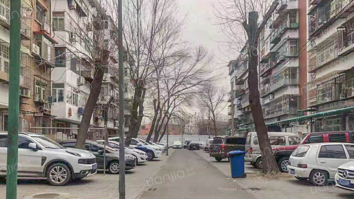 大同门西里外景图