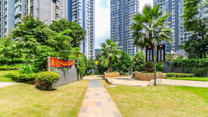 汇东郦城外景图