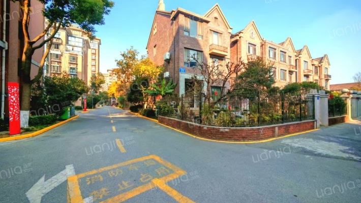 宏润商业广场外景图