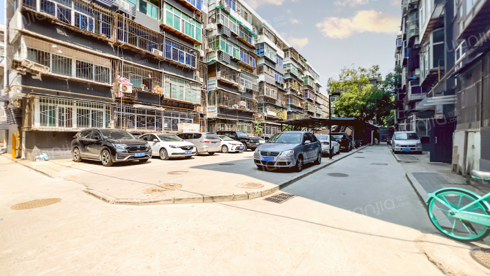 东一路教育局家属院外景图