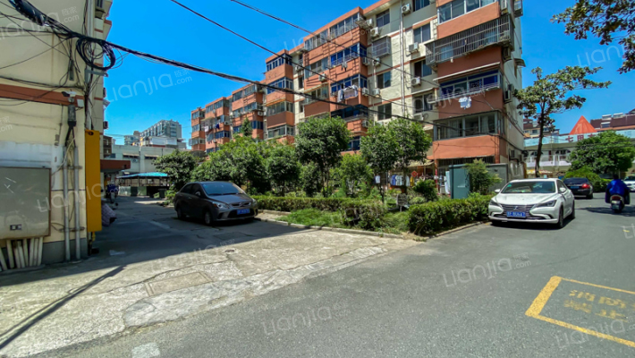 绘园新村一区外景图