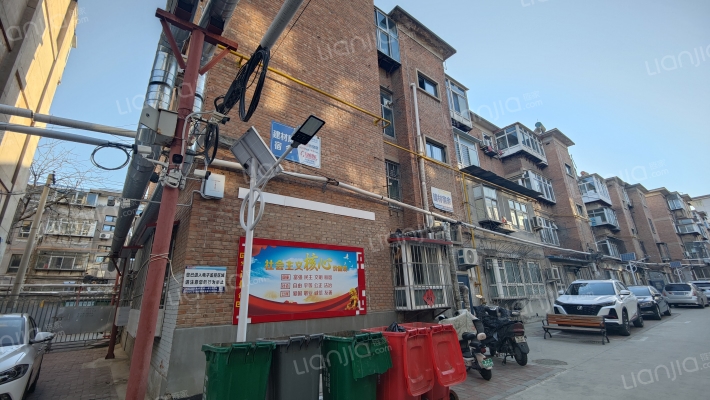 建材宿舍外景图